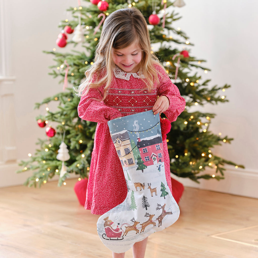 ginge-ray-festive-scene-christmas-stocking-ginr-mlc-155