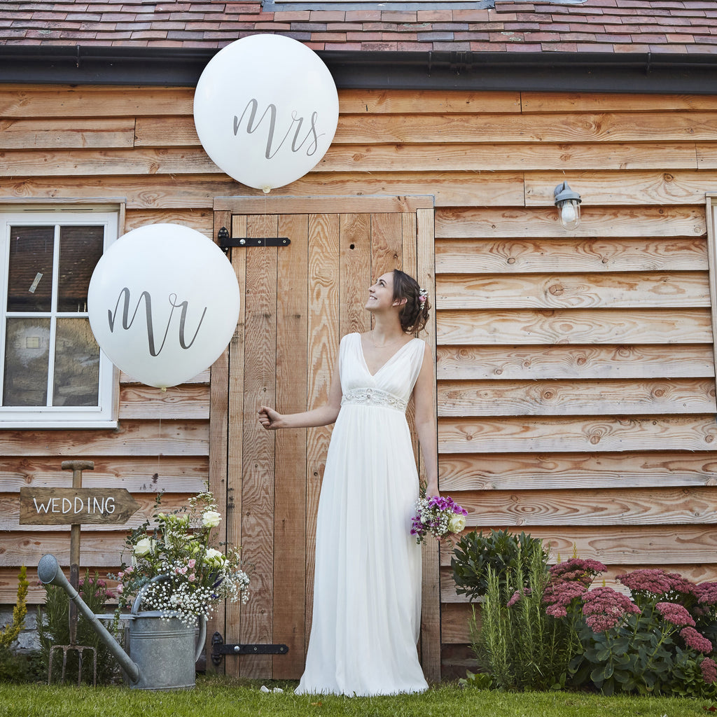 ginger-ray-huge-mr-and-mrs-balloons-rustic-country-36in-91cm-pack of-2- (2)